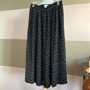 Liz Claiborne Liz Sport Women's Long  black Floral Skirt Size 12